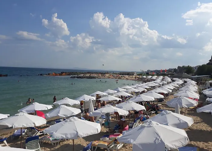 Levante Apartmanhotel *